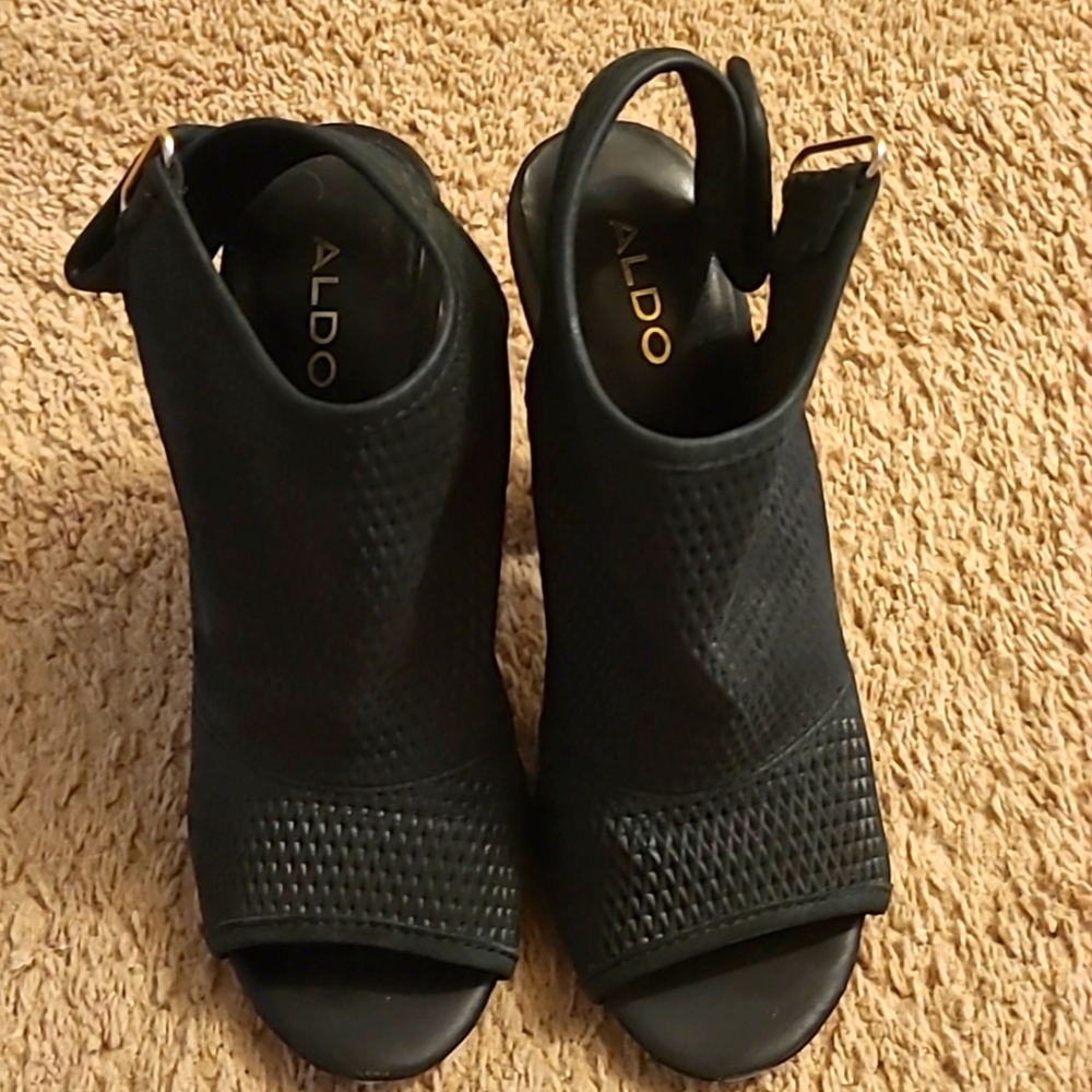 Aldo Dirassa block heel sling back sandals Size 6 Black